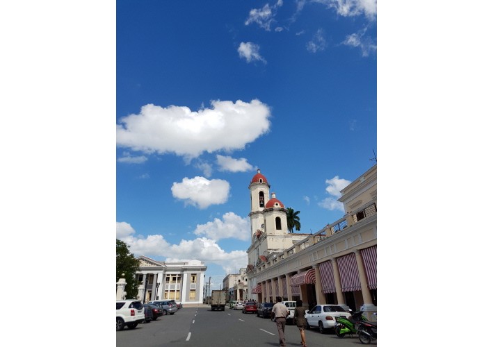 [여행하는장바구니]파란 하늘이 유난히 기억에 남은 항구 도시, 시엔푸에고스